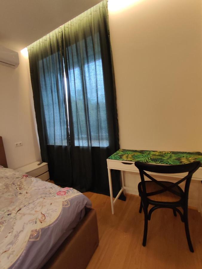 Lux Apartment, Near Metro Vasylkivska Kiev Eksteriør billede